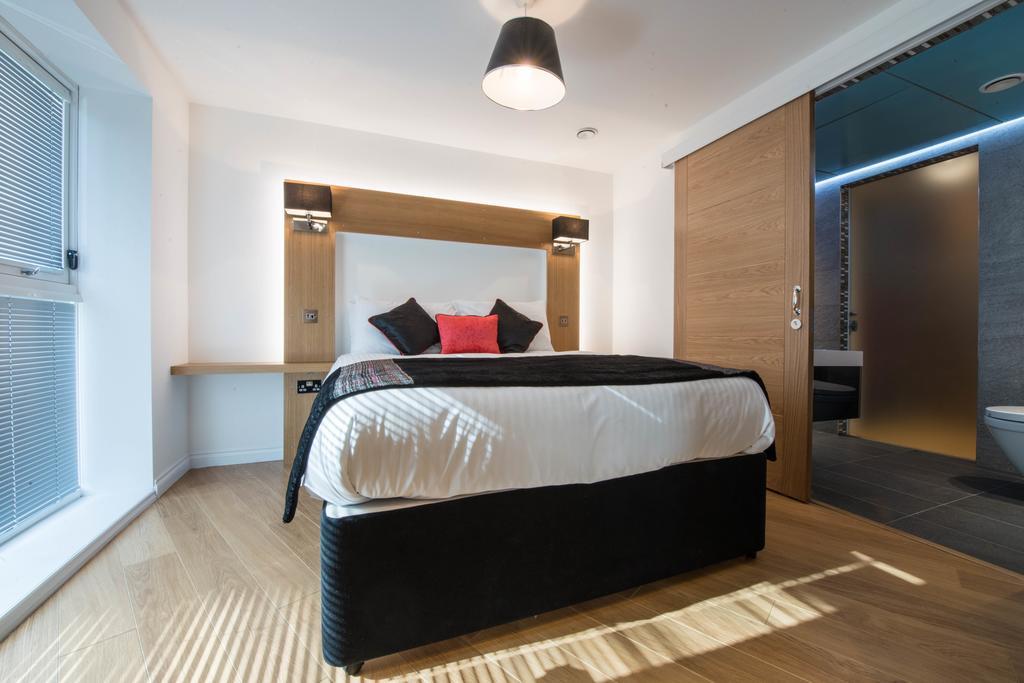 Zinn Apartments - City Centre Абердин Экстерьер фото